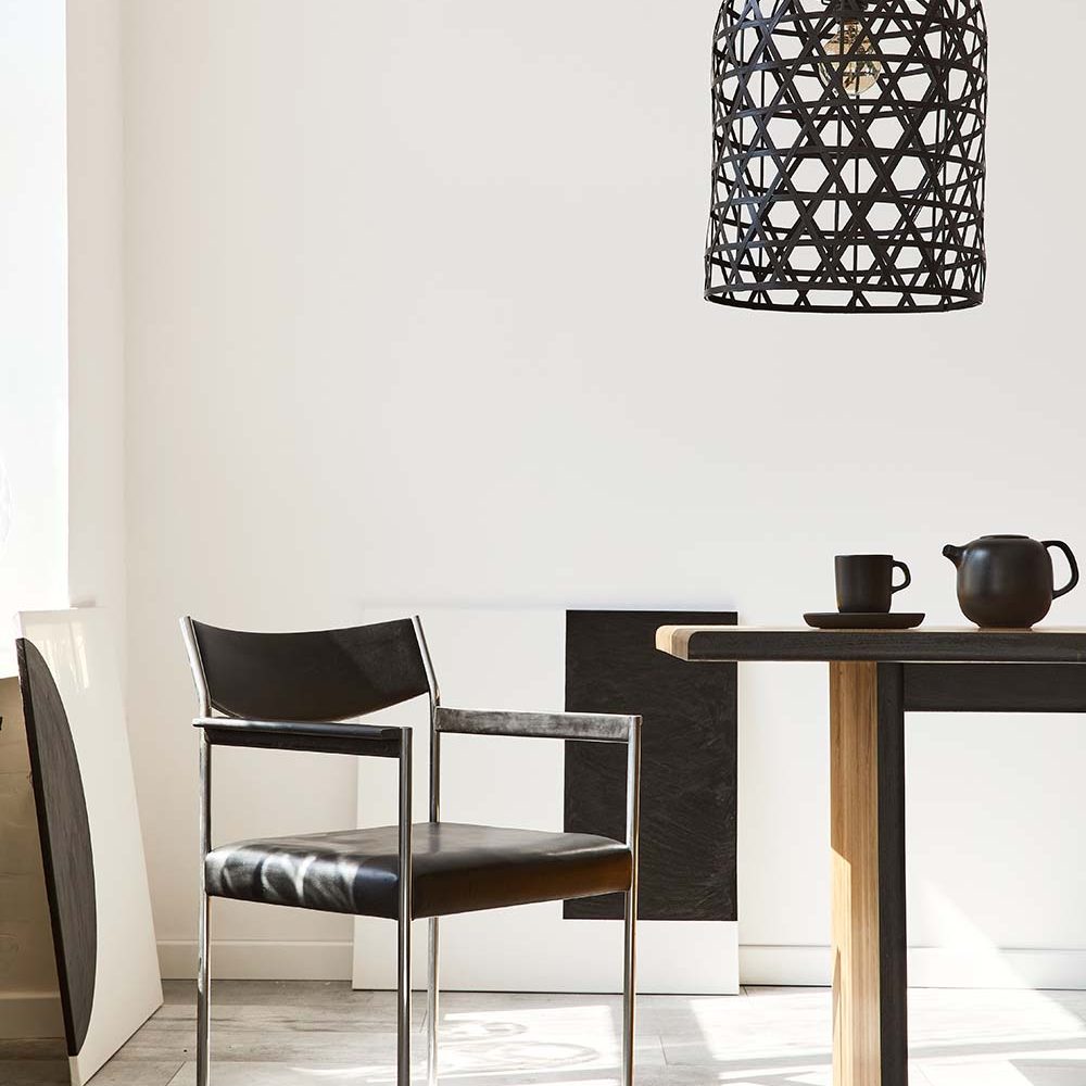 stylish-dining-room-interior-ECH6FHX.jpg